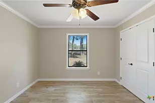 10040 US Hwy 90A, Gonzales, TX 78629 - Photo 25