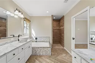 10040 US Hwy 90A, Gonzales, TX 78629 - Photo 23