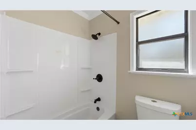 10040 US Highway 90A, Gonzales, TX 78629 - Photo 31