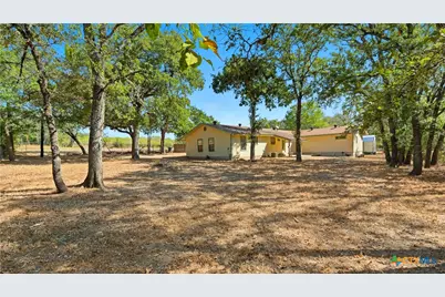 10040 US Highway 90A, Gonzales, TX 78629 - Photo 5