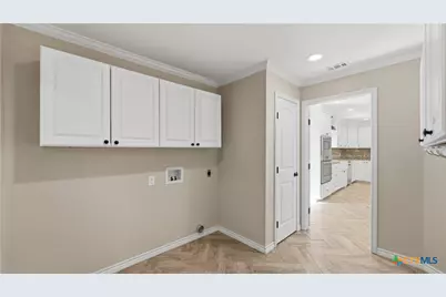 10040 US Highway 90A, Gonzales, TX 78629 - Photo 33