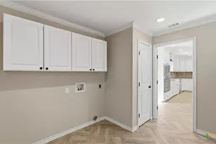 10040 US Hwy 90A, Gonzales, TX 78629 - Photo 33