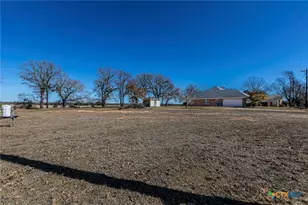 313 Hamilton Dr, Gatesville, TX 76528 - Photo 25