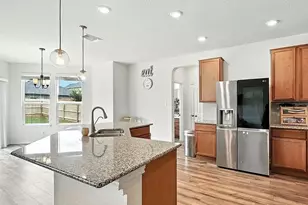 354 Deer Crest Dr, New Braunfels, TX 78130 - Photo 13