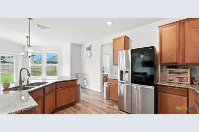 354 Deer Crest Drive, New Braunfels, TX 78130 - Photo 11