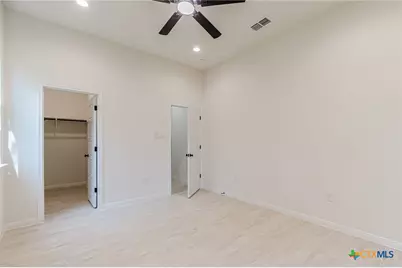 624 Stratton Ave, Seguin, TX 78155 - Photo 19