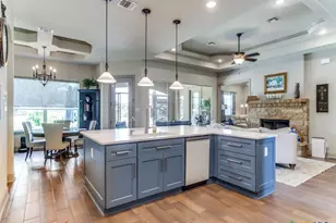 121 Pond View, Spring Branch, TX 78070 - Photo 9