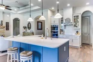 121 Pond View, Spring Branch, TX 78070 - Photo 13