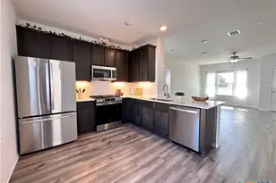 124 Rollingwood Dr, San Marcos, TX 78666 - Photo 7