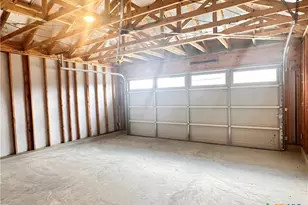 124 Rollingwood Dr, San Marcos, TX 78666 - Photo 33