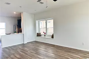 124 Rollingwood Dr, San Marcos, TX 78666 - Photo 3