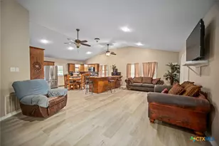 190 Hood Rd, Inez, TX 77968 - Photo 7