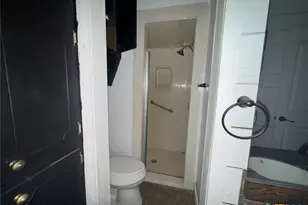 1516 E McLennan Ave, Mart, TX 76664 - Photo 13