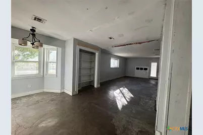 1516 E McLennan Avenue, Mart, TX 76664 - Photo 21