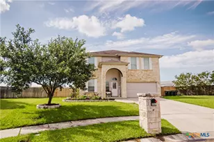 201 Boulder Ridge Dr, Cuero, TX 77954 - Photo 1