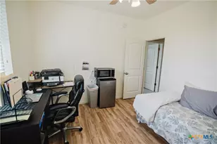 201 Boulder Ridge Dr, Cuero, TX 77954 - Photo 27