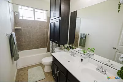 201 Boulder Ridge Drive, Cuero, TX 77954 - Photo 31