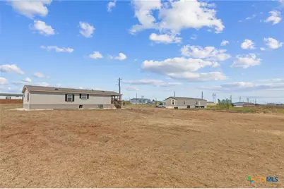 183 Altamira Avenue, Elgin, TX 78621 - Photo 35