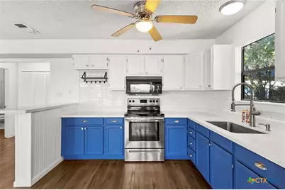 4343 Morningside Way, Canyon Lake, TX 78133 - Photo 7