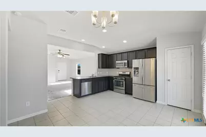 2490 Lonesome Creek Trail, New Braunfels, TX 78130 - Photo 9