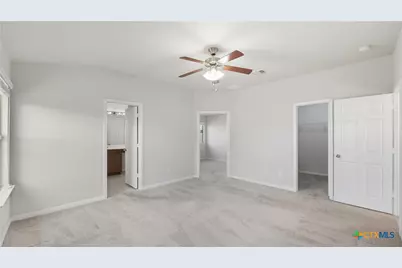 2490 Lonesome Creek Trail, New Braunfels, TX 78130 - Photo 13