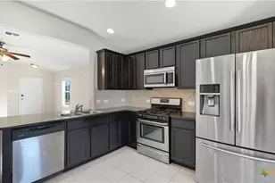 2490 Lonesome Creek Trail, New Braunfels, TX 78130 - Photo 7