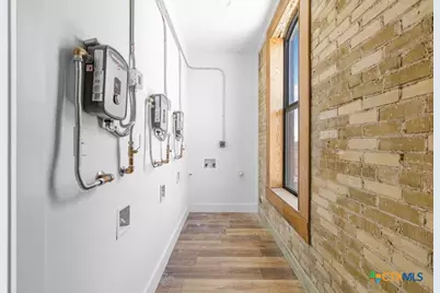 123 W May Street #2, Yoakum, TX 77995 - Photo 21