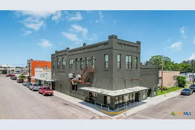 123 W May Street, Yoakum, TX 77995 - Photo 1