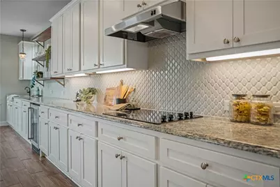 1621 Angolo, New Braunfels, TX 78132 - Photo 17