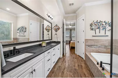 663 Private Road 1712, Mico, TX 78056 - Photo 23