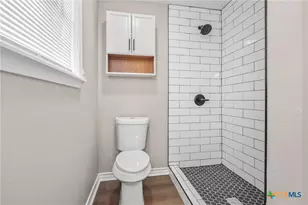 939 N San Patricio St, Goliad, TX 77963 - Photo 15