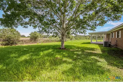 939 N San Patricio Street, Goliad, TX 77963 - Photo 21