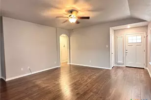 417 Capistrano Dr, San Marcos, TX 78666 - Photo 7