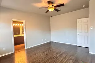 417 Capistrano Dr, San Marcos, TX 78666 - Photo 9