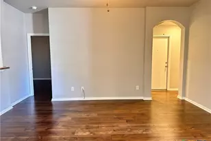 417 Capistrano Dr, San Marcos, TX 78666 - Photo 5