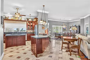 672 Co Rd 447, Waelder, TX 78959 - Photo 7