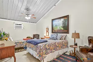 672 Co Rd 447, Waelder, TX 78959 - Photo 37