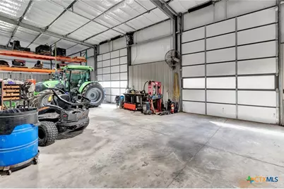 3202 Miori Lane, Victoria, TX 77901 - Photo 37