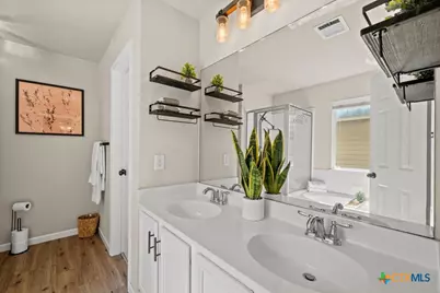 2111 Wiltshire Drive, New Braunfels, TX 78130 - Photo 13