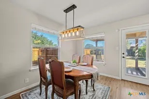 2111 Wiltshire Dr, New Braunfels, TX 78130 - Photo 7