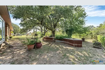 475 Jackson Road, Kingsbury, TX 78638 - Photo 37