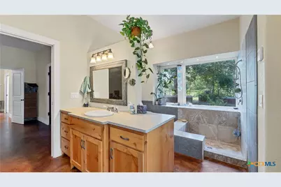 475 Jackson Road, Kingsbury, TX 78638 - Photo 23