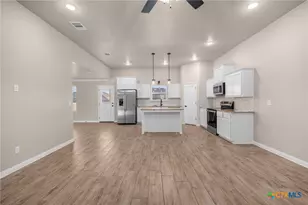 2540 Cowgirl Trl, Belton, TX 76513 - Photo 7