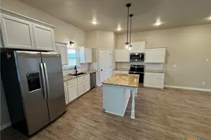 2540 Cowgirl Trl, Belton, TX 76513 - Photo 7