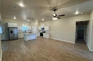 2540 Cowgirl Trl, Belton, TX 76513 - Photo 5