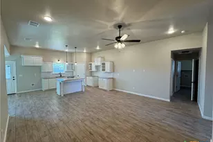 2540 Cowgirl Trl, Belton, TX 76513 - Photo 5