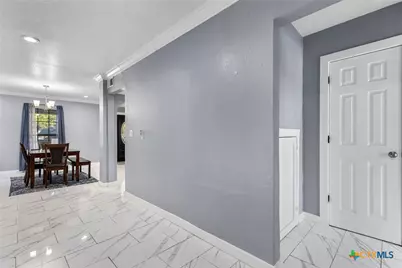 1110 S 9th Street, Temple, TX 76504 - Photo 11