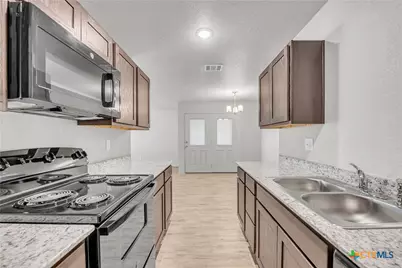 127 Cameron Drive, Copperas Cove, TX 76522 - Photo 9