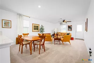 175 Amber Gln, San Marcos, TX 78656 - Photo 5