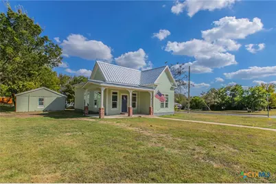 413 S Lutterloh Avenue, Gatesville, TX 76528 - Photo 23